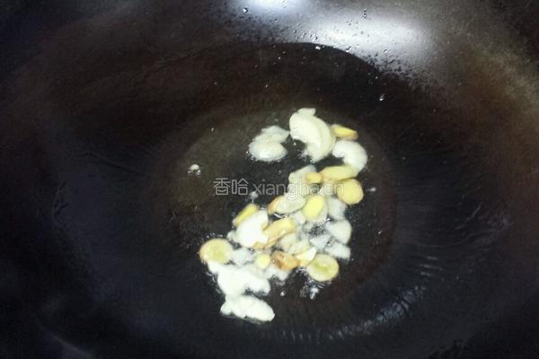 尖椒炒猪耳根的做法图解6