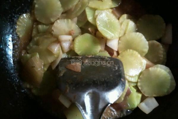 莴苣洋葱炒鸡蛋的做法图解7