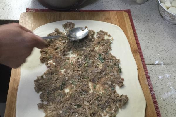 牛肉馅饼的做法图解2