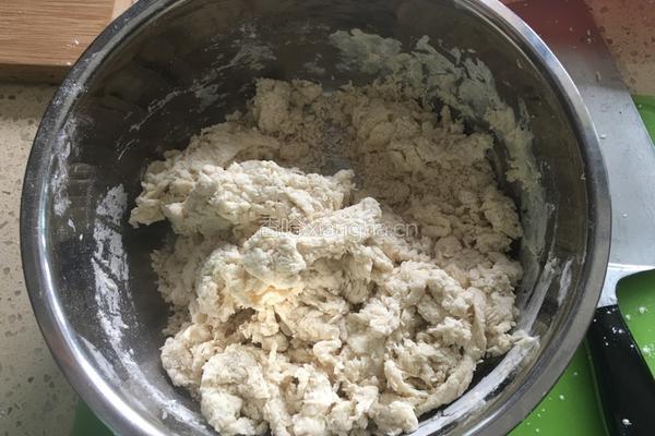 白菜猪肉馅饺子的做法图解1