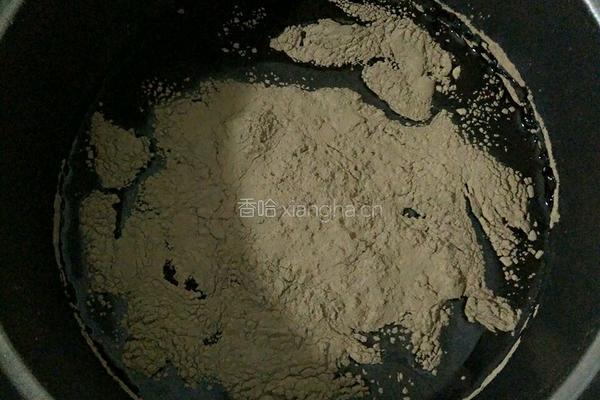 黑凉粉的做法图解1