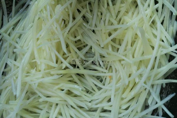 蒜蓉尖椒土豆丝的做法图解6