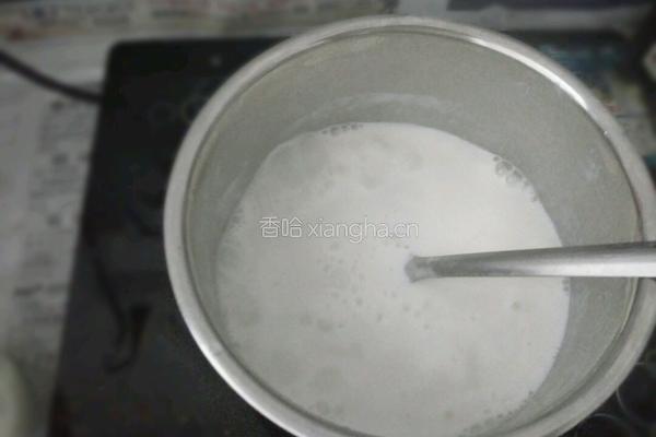 牛奶布丁的做法图解3