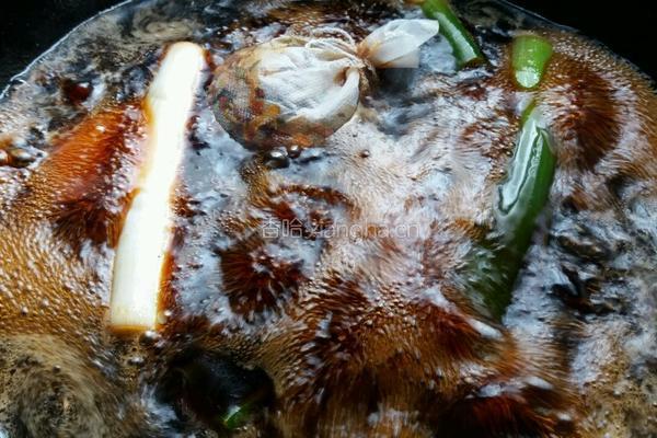 卤鸡脚的做法图解7