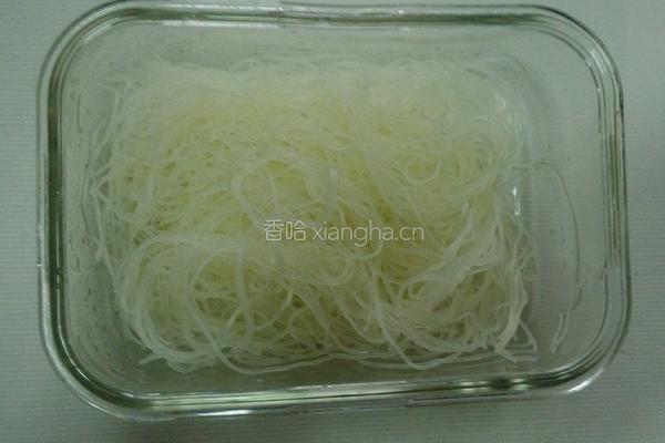 培根杂疏炒米粉的做法图解3