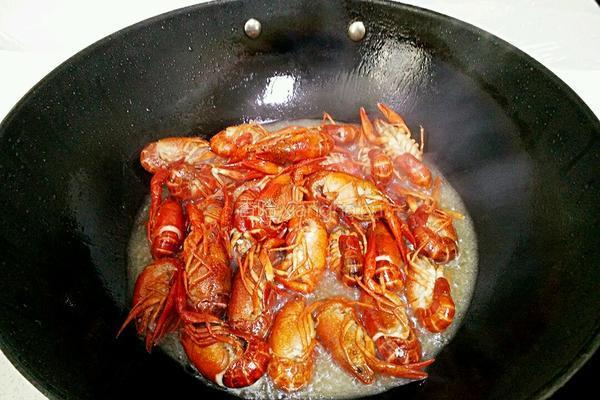 十三香龙虾的做法图解5