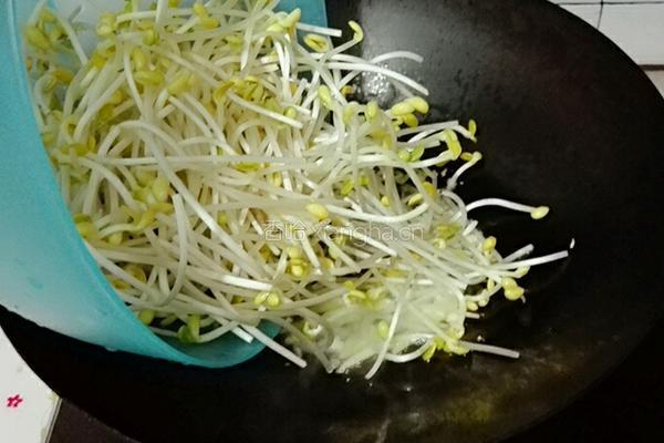 豆芽炒韭菜的做法图解5