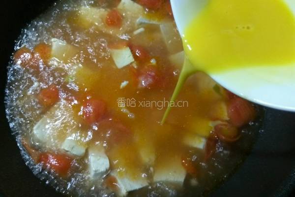 西红柿鸡蛋豆腐汤的做法图解8