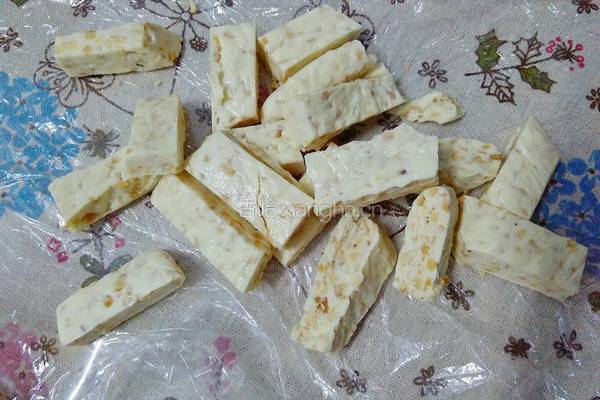 自制花生糖的做法图解12