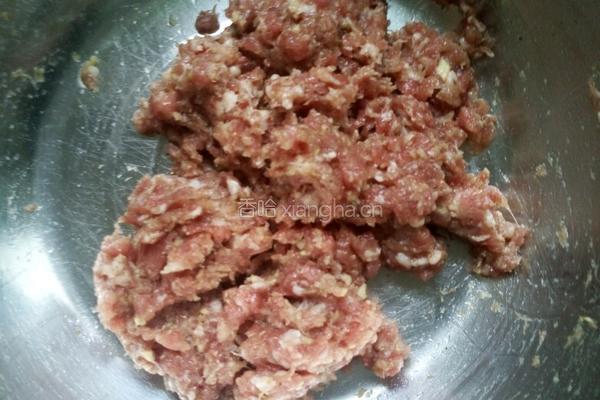 猪肉饺子馅的做法图解5