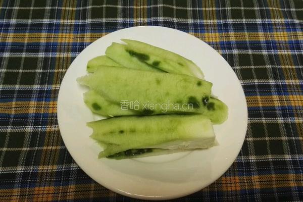 丝瓜腕鱼汤的做法图解3