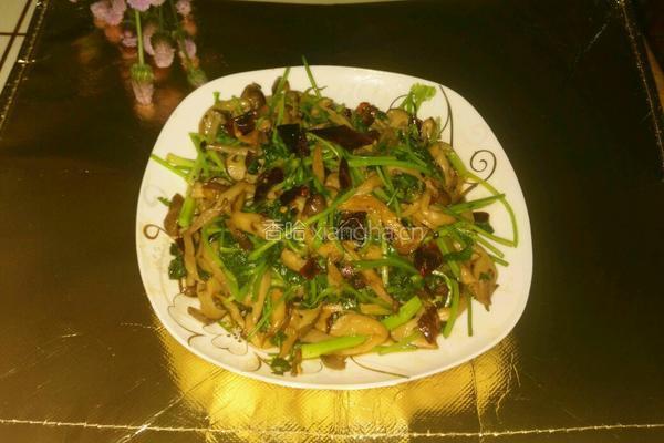 麻辣手撕茶树菇的做法图解9