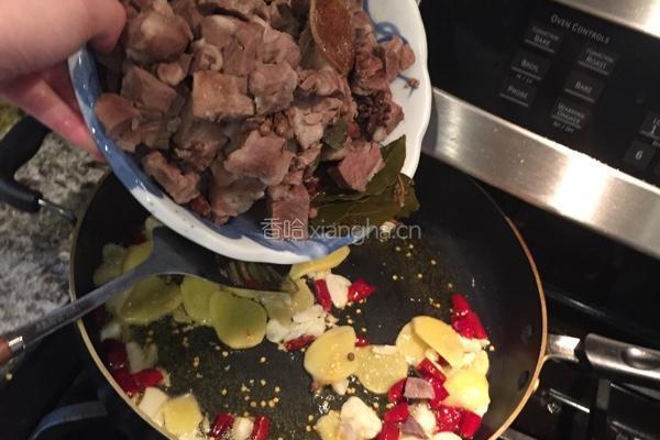 娃娃芽菜羊肉煲 的做法图解5