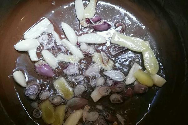 土豆番茄牛腩汤的做法图解4