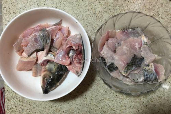 酸菜鱼的做法图解2