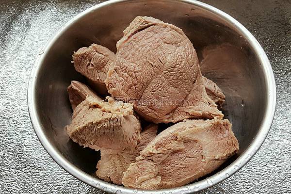 煮牛肉的做法图解2
