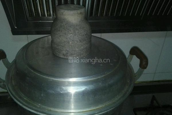 蛋黄肉粽的做法图解6