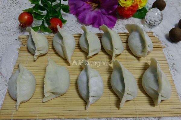 韭菜鸡肉馅饺子