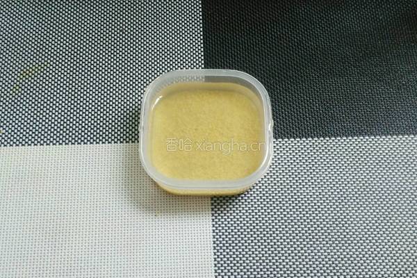 土豆蒸排骨的做法图解1