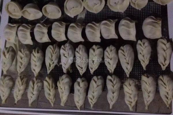 手工水饺的做法图解3