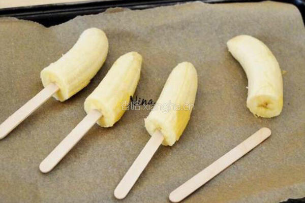 脆皮香蕉冰棍的做法图解2