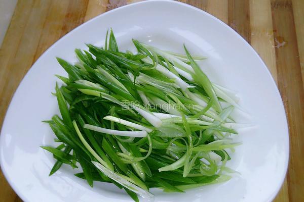 拌老虎菜的做法图解4
