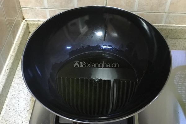 自制花生酱的做法图解1