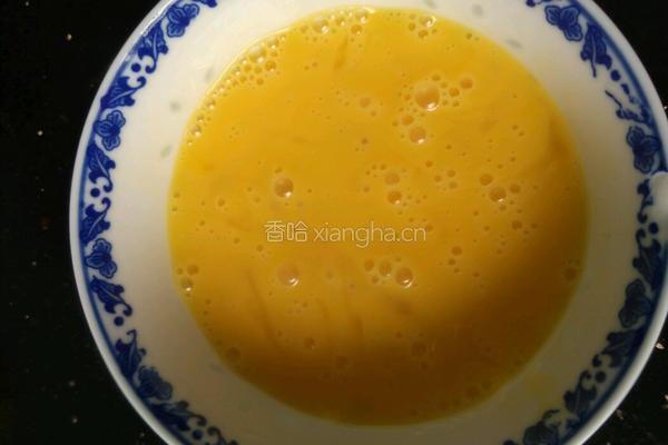 鲜蔬蛋炒饭的做法图解1