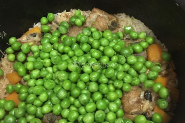 电饭煲煲排骨饭的做法图解5