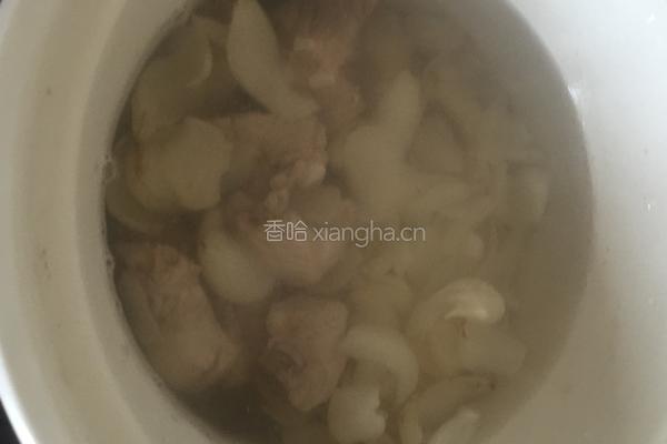 原味排骨百合汤的做法图解7