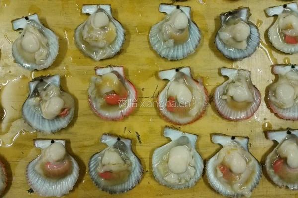蒜蓉粉丝扇贝的做法图解1