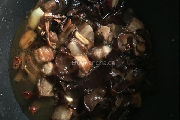 干豆角木耳红烧肉的做法图解12
