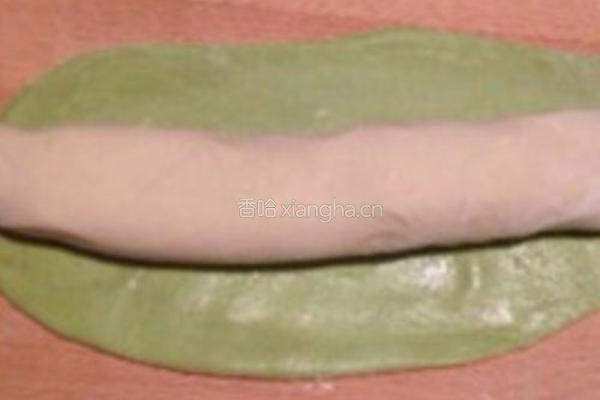 双色香芹水饺的做法图解2