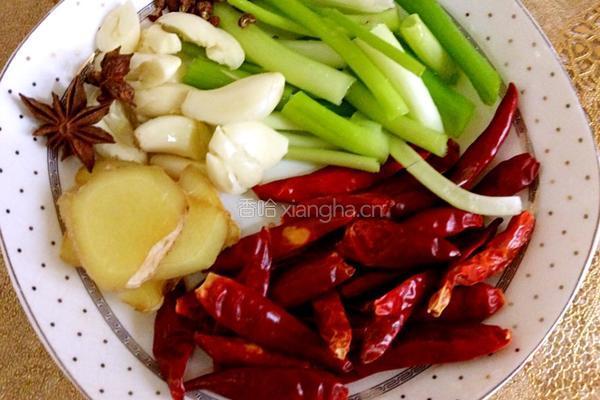 酱焖排骨小土豆的做法图解3