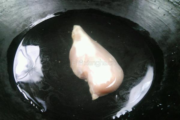 青椒胡萝卜炒鸡丝的做法图解2