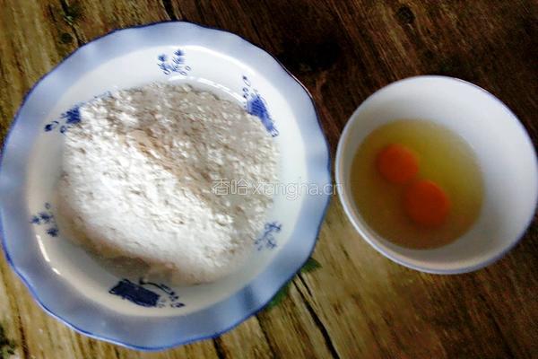 鸡蛋饼卷肠的做法图解1