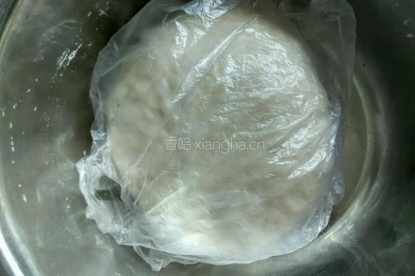 韭菜大肉馅饺子的做法图解1