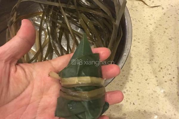 秫米(粘高粱)花豆粽子的做法图解15