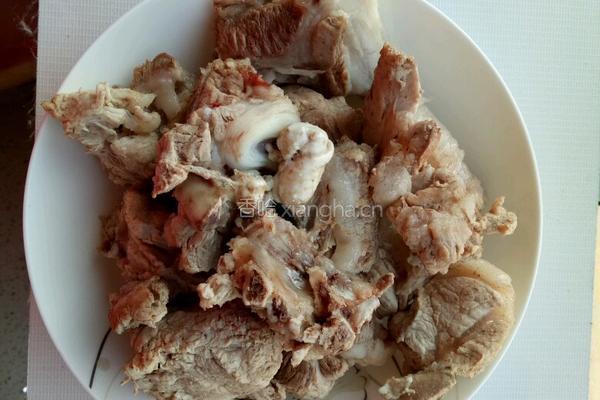 排骨炖豆角的做法图解2