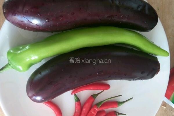 香辣茄条的做法图解1