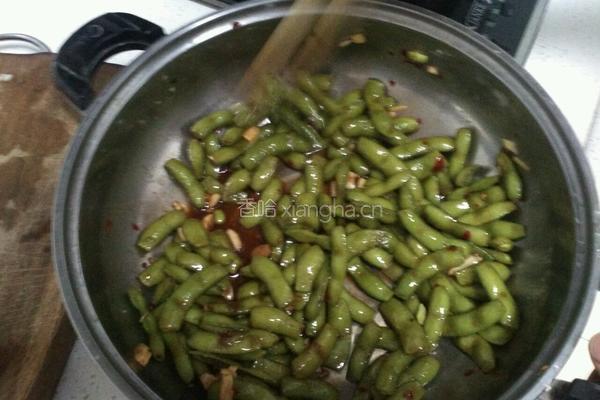 凉拌毛豆的做法图解2