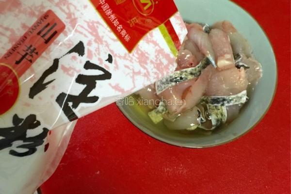爆炒黑鱼片的做法图解6