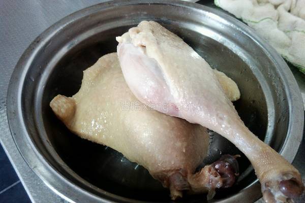 红烧鸭腿小土豆的做法图解1