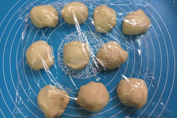 豆沙面包的做法图解9