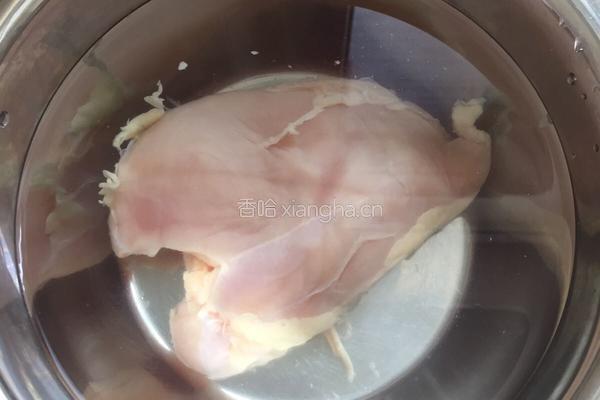 葱香鸡丝凉面的做法图解1