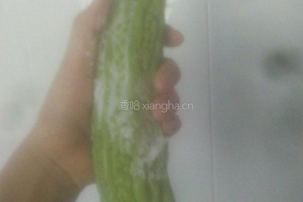苦瓜汤的做法图解1