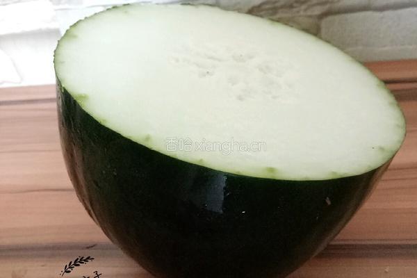 消暑冬瓜薏米粥的做法图解1
