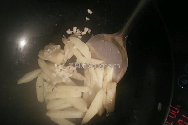 酸菜土豆条的做法图解7
