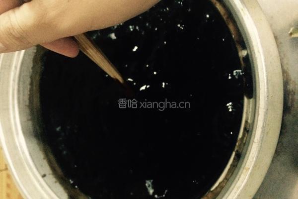 龟苓膏的做法图解3