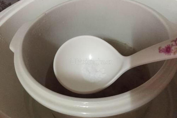 花旗参炖猪心的做法图解7